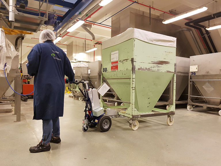 Remolcador eléctrico para arrastrar o empujar hasta 1,500kg