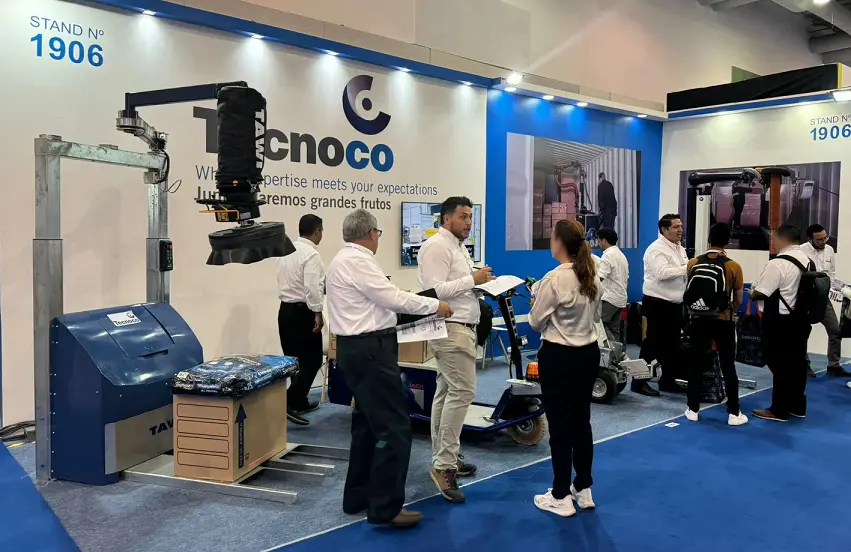 Manipulación ergonómica de cargas industriales con equipo Tecnoco