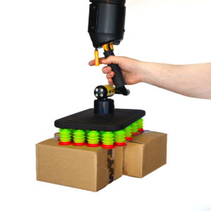 Manipulación rápida de cajas con FlexiGrip Sistema FlexiGrip para manipulación rápida de cajas en operaciones logísticas